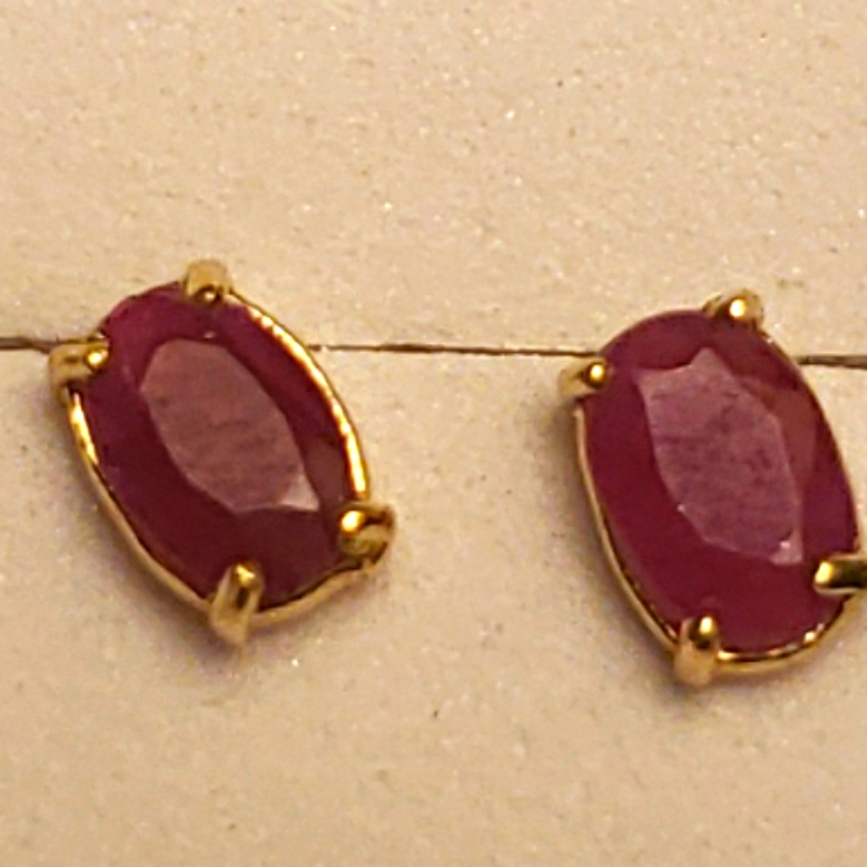 10kt Gold 1 Carat Oval Cut Genuine Ruby Earrings